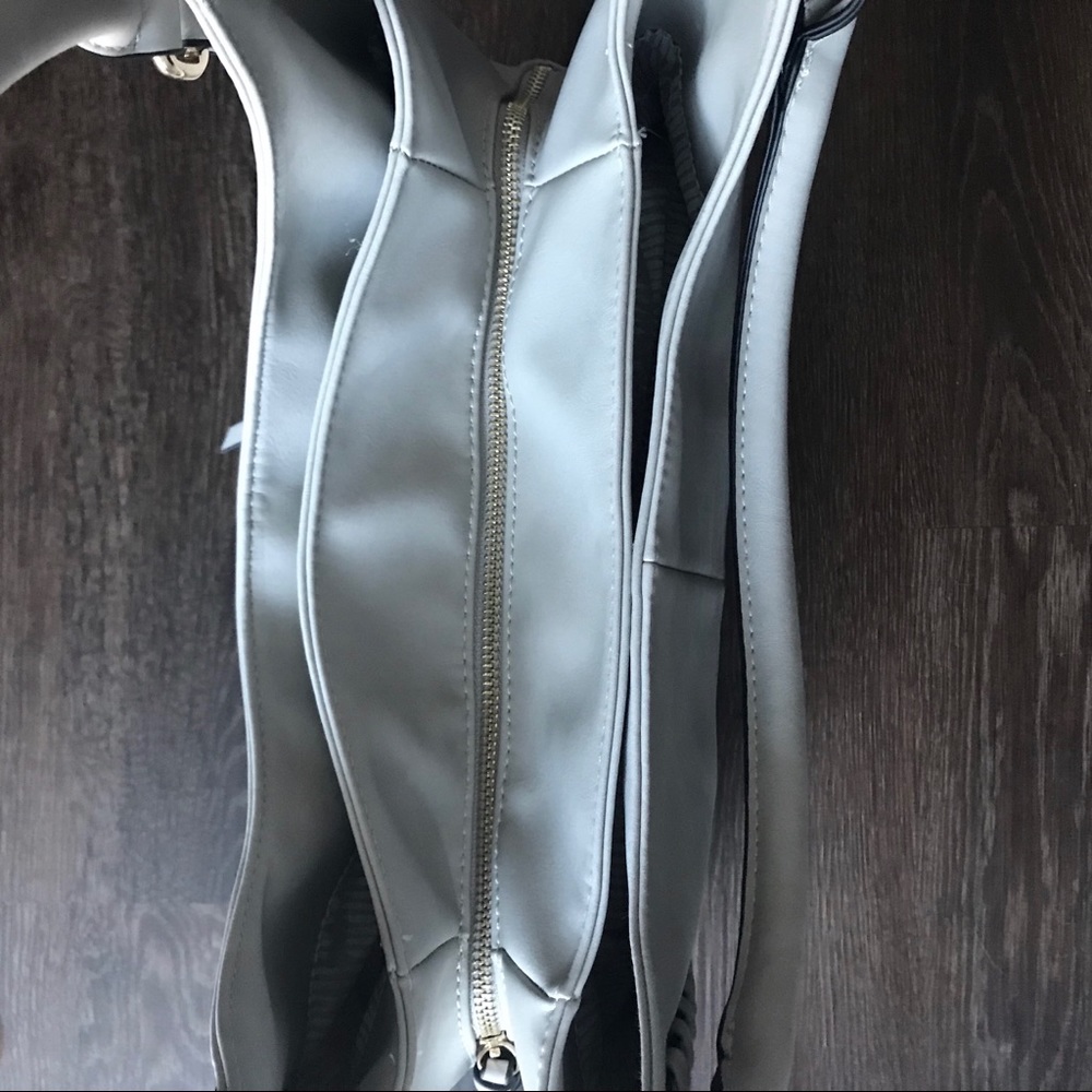 BOGO Stunning Light Grey Purse w Braid Detail - Picture 4 of 8